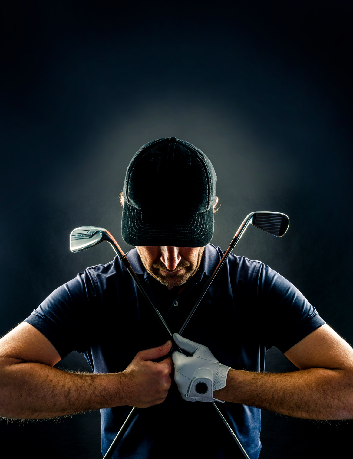 Golf player with golf club and protection mask